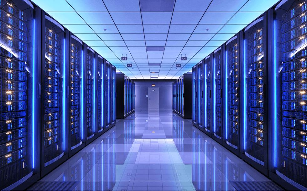 PACS Services: Transforming Medical Imaging Digitally PACS system storing medical imaging data in cloud and servers